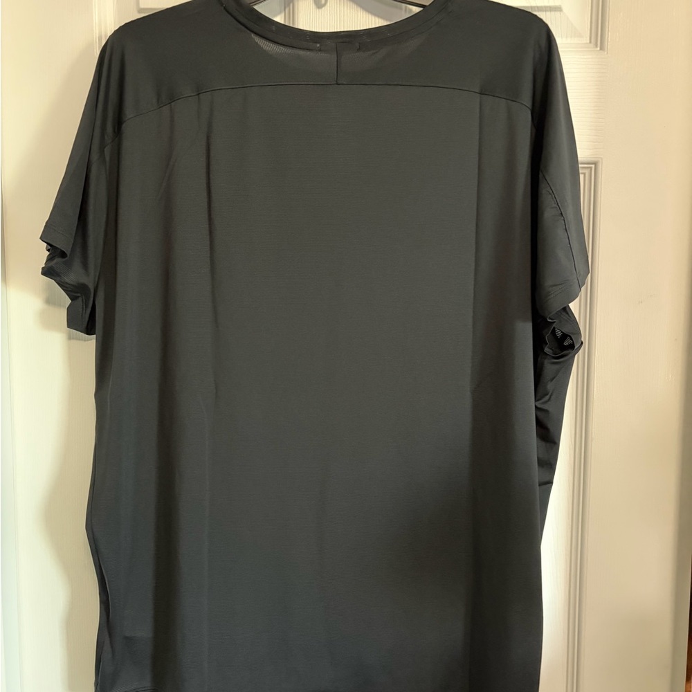 BNWT BROOKS WOMEN'S SPRINT FREE SHORT SLEEVE 2.0 T-SHIRT BLACK US SIZE XXL - Picture 9 of 14